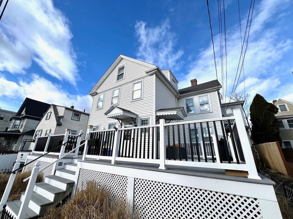 Exterior, Facade, Queen Anne Victorian