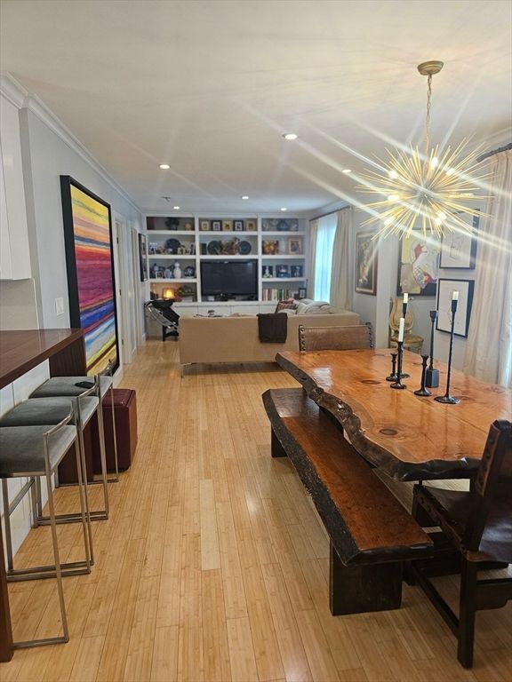Dining room, Interior, Living room, Pendant Lights, Recessed Lighting, Wood Texture Flooring