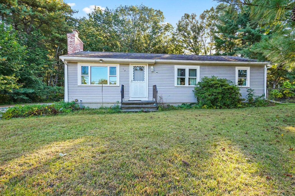 Backyard, Exterior, Facade, Cape Cod