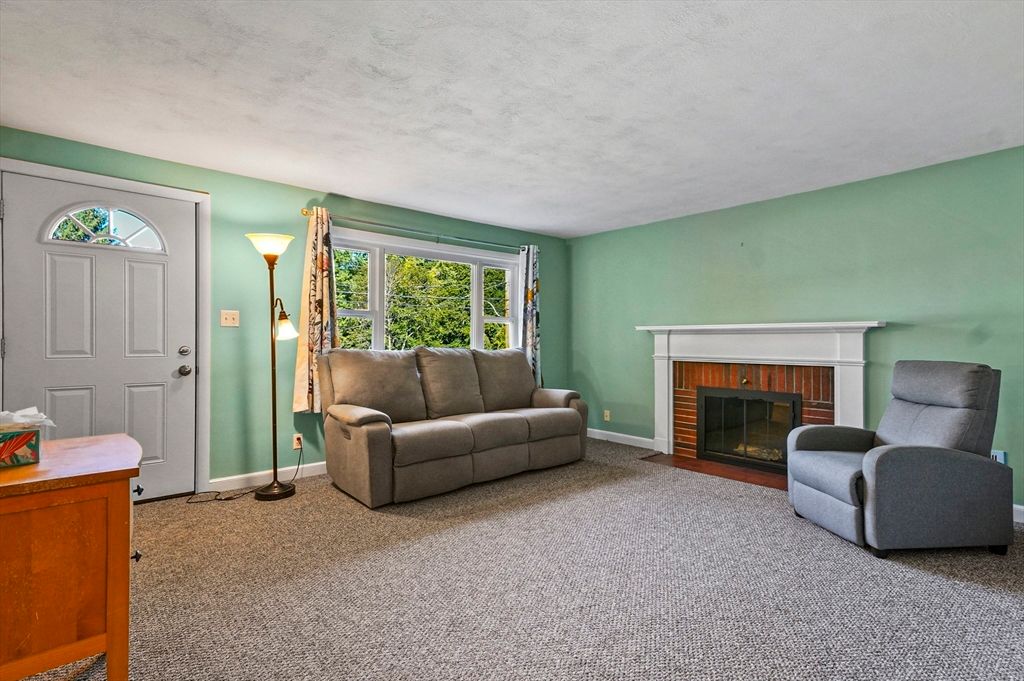 Fireplace, Interior, Living room