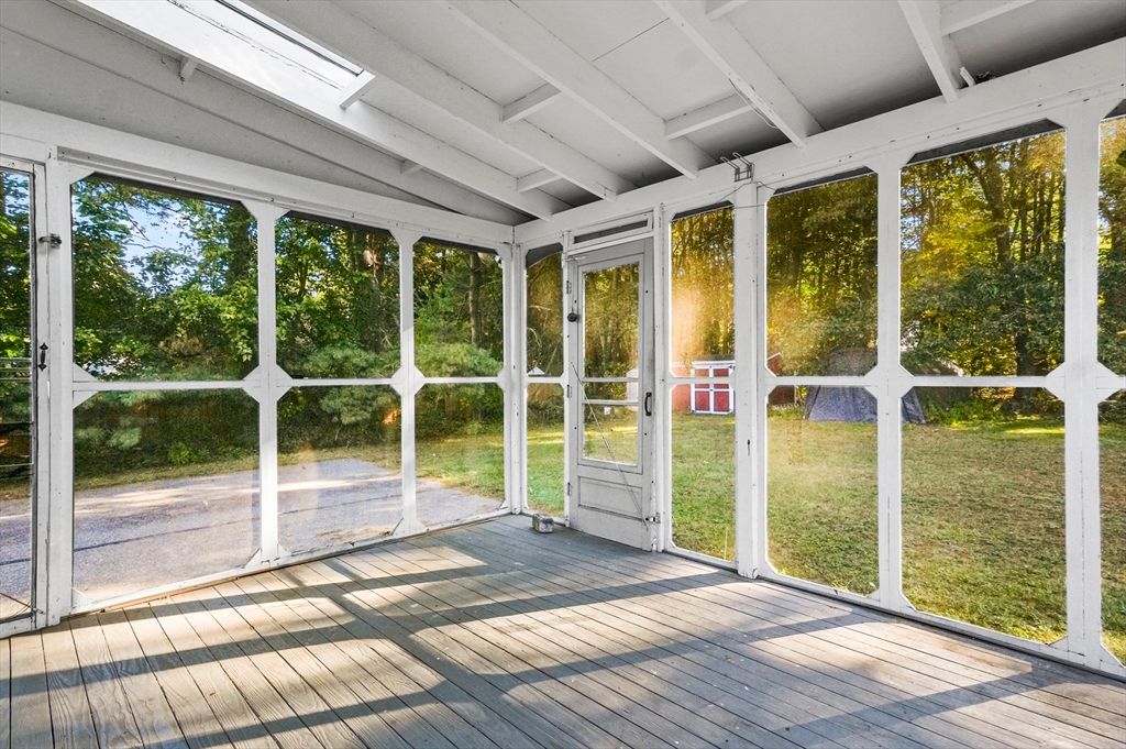 Interior, Sun Room, Wood Texture Flooring