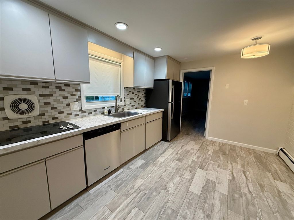 Interior, Kitchen, Recessed Lighting, Wood Texture Flooring
