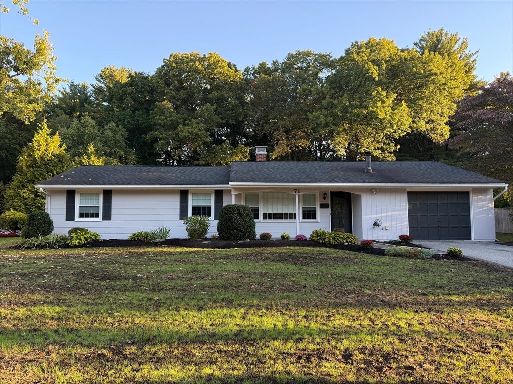 Attached, Backyard, Exterior, Facade, Ranch