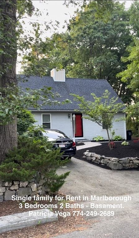 Attached, Exterior, Facade, Cape Cod