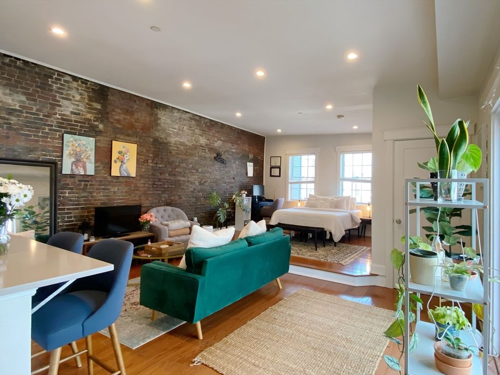 Interior, Living room, Recessed Lighting, Stone Walls, Wood Texture Flooring