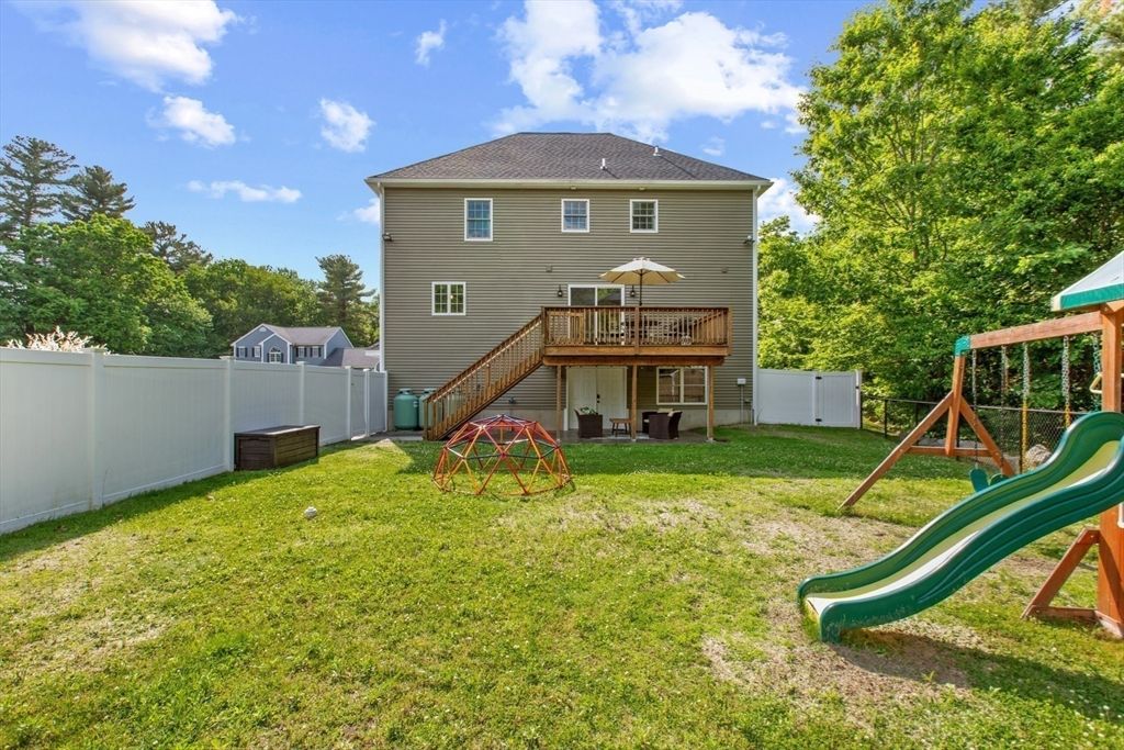 Backyard, Exterior, Playground