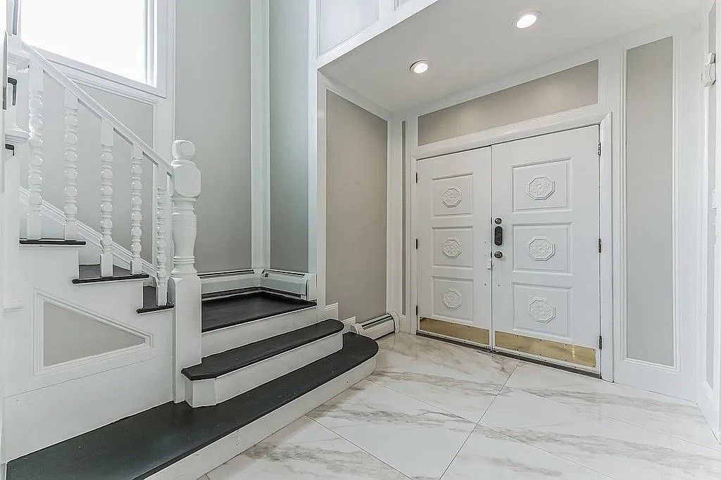 Interior, Marble, Recessed Lighting
