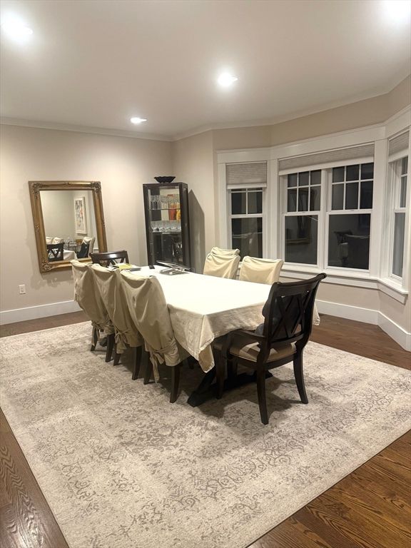 Dining room, Interior, Recessed Lighting, Wood Texture Flooring