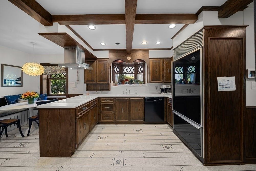 Chandelier, Interior, Kitchen, Pendant Lights, Recessed Lighting, Wooden Beams, Wood Texture Flooring