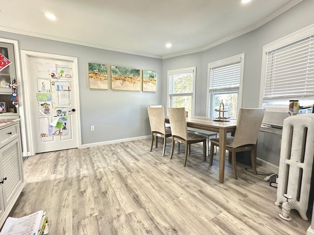 Dining room, Interior, Recessed Lighting, Wood Texture Flooring