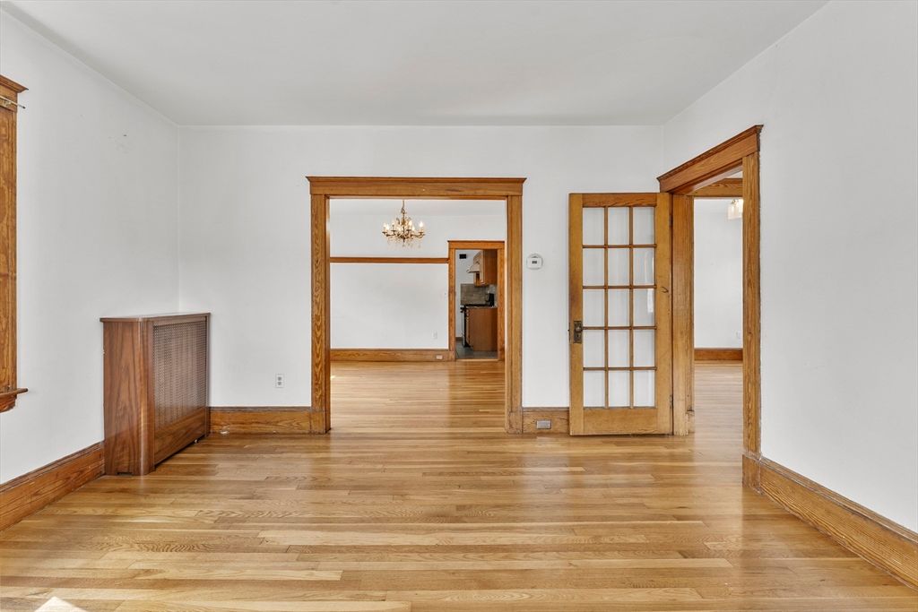 Chandelier, Empty room, Interior, Wood Texture Flooring