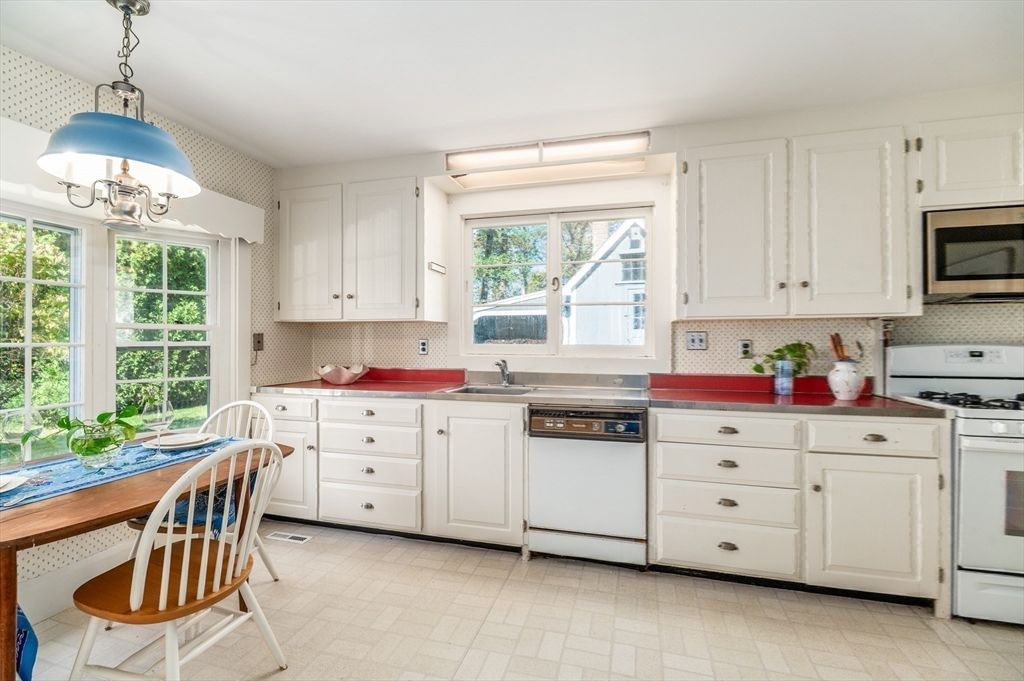 Interior, Kitchen, Pendant Lights