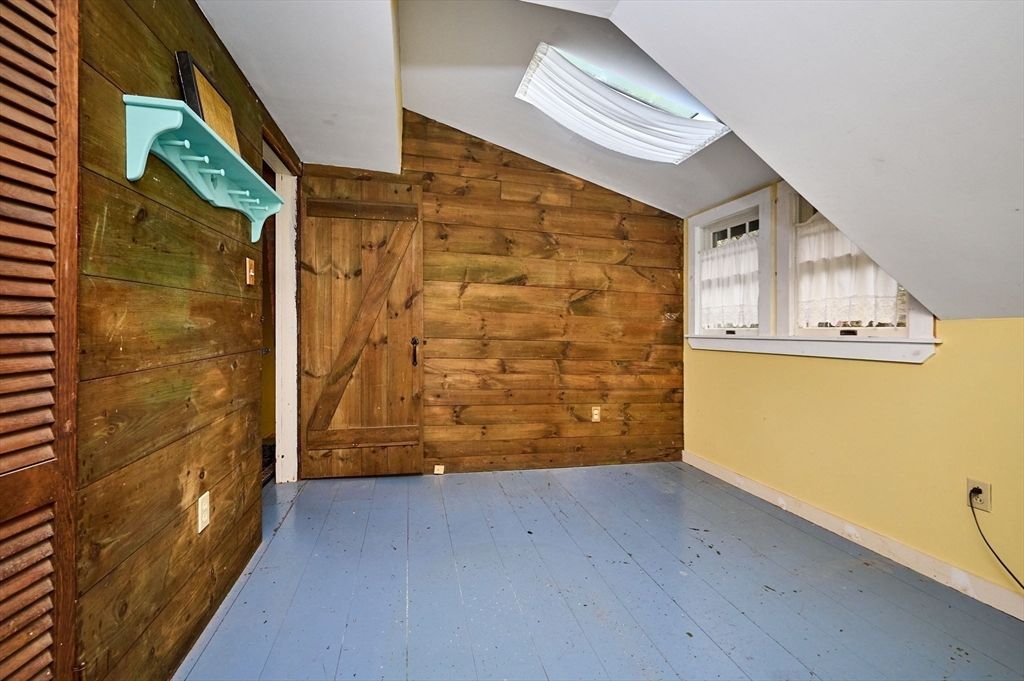 Empty room, Interior, Wood Texture Flooring, Wooden Walls