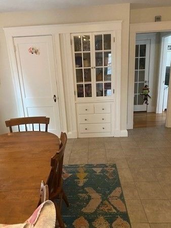 Dining room, Interior