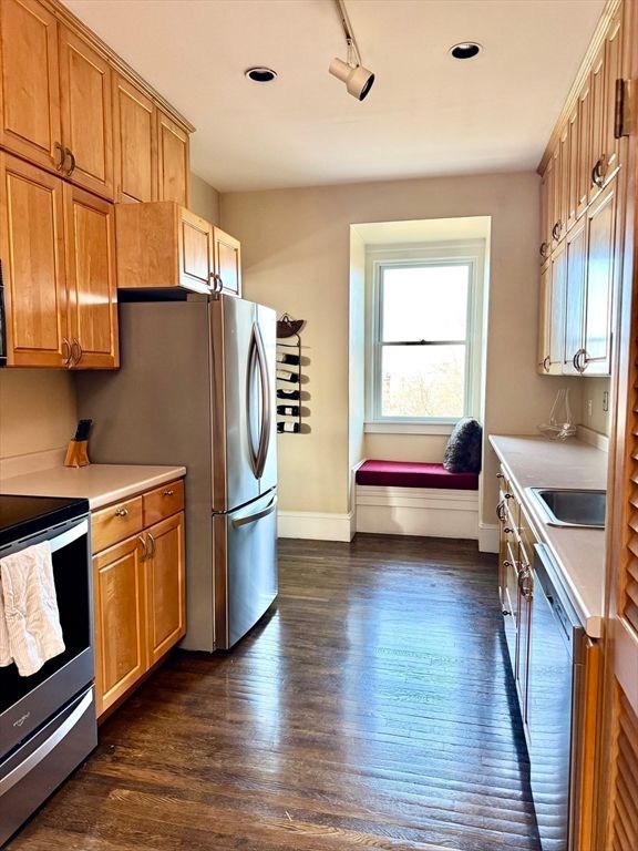 Interior, Kitchen, Recessed Lighting, Wood Texture Flooring