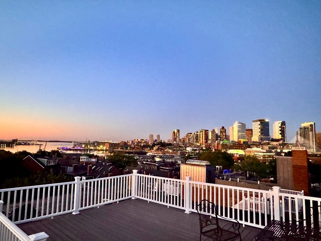 Exterior, Other, Skyline
