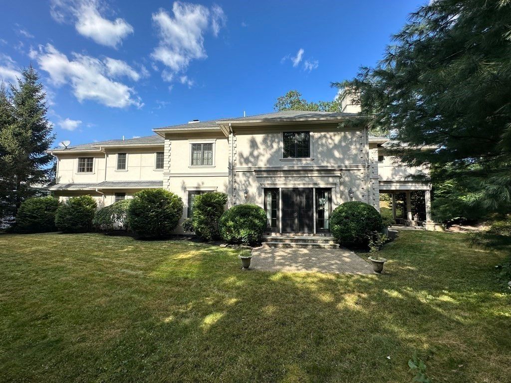 Backyard, Exterior, Facade, French Provincial