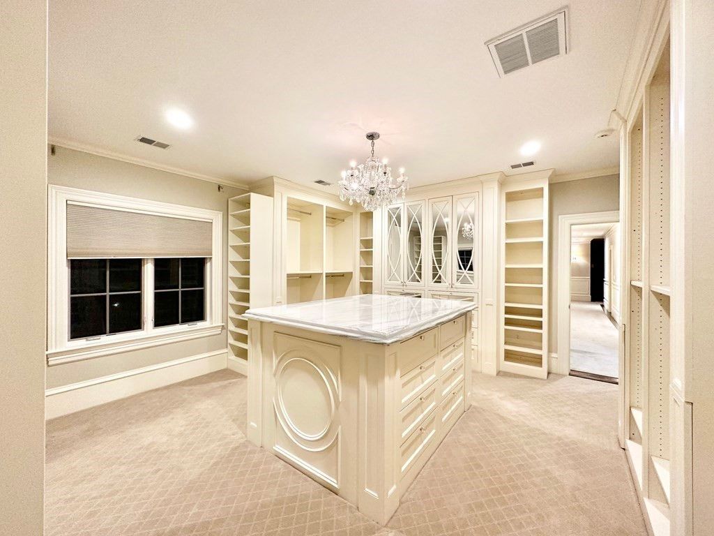 Chandelier, Interior, Recessed Lighting, Walk-in Closets