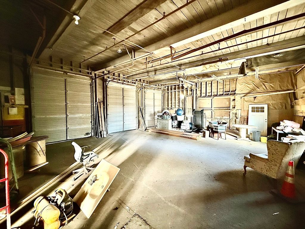 Interior, Wooden Beams