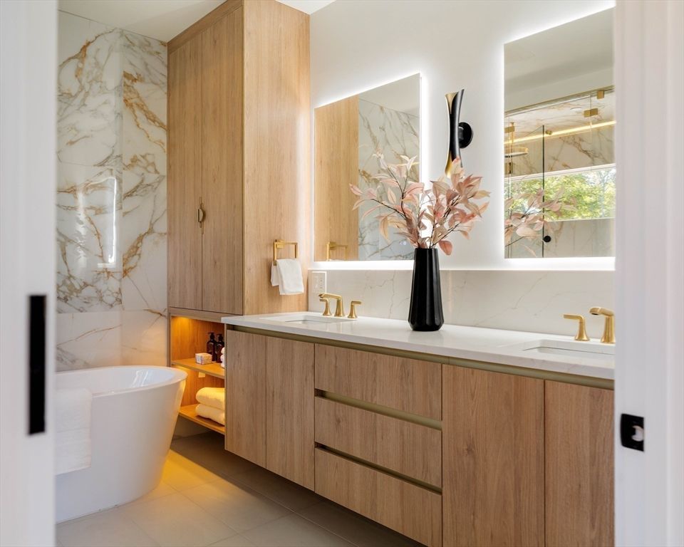 Bathroom, Dual Sink Vanities, Free Standing Baths, Interior, Marble Walls