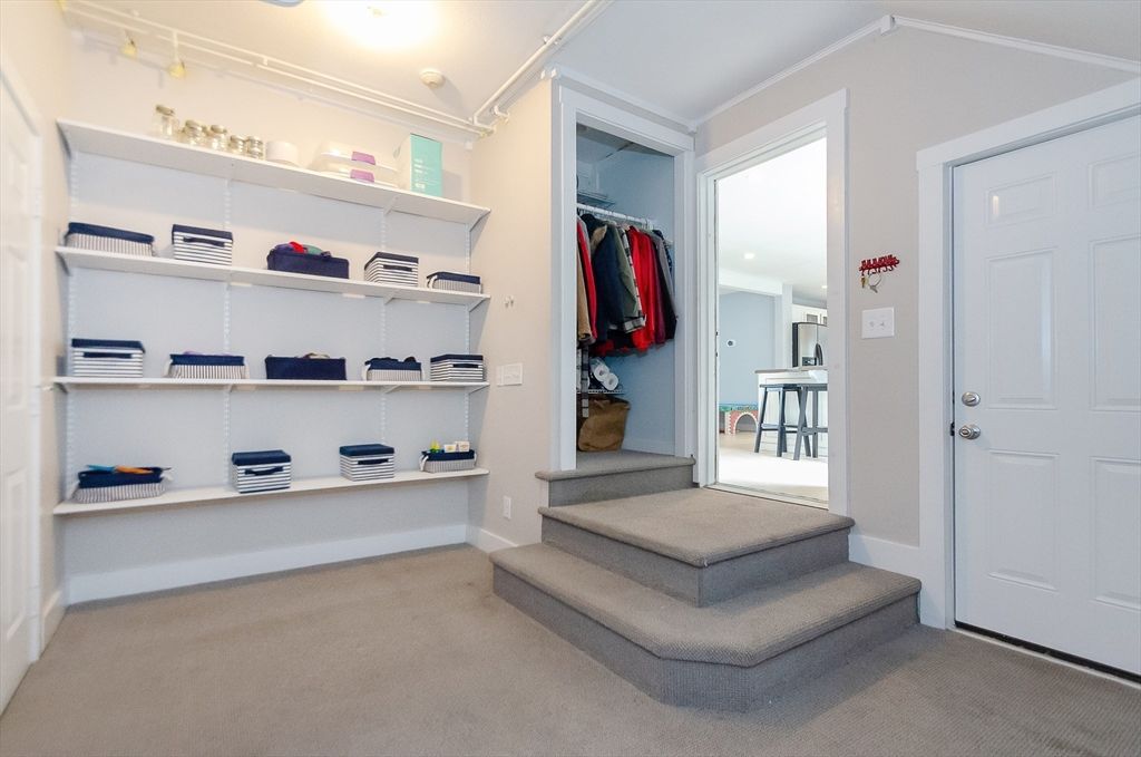 Interior, Recessed Lighting, Walk-in Closets