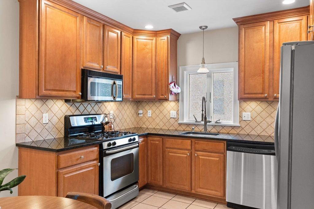 Interior, Kitchen, Pendant Lights, Recessed Lighting, Stainless Steel Appliances