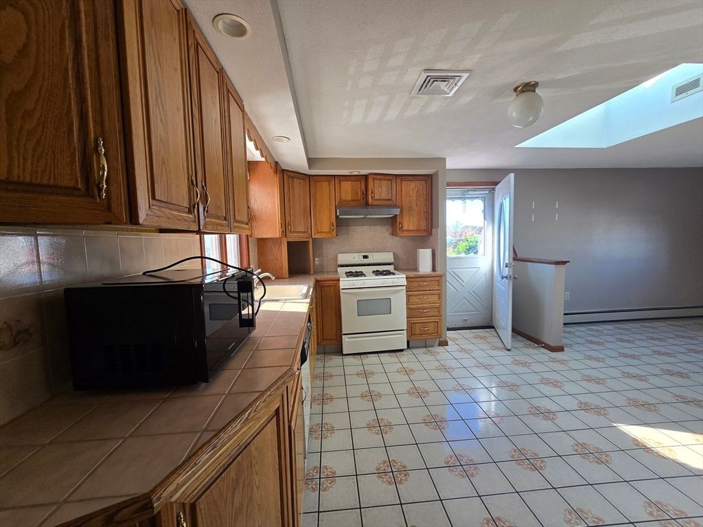 Interior, Kitchen, Tile Countertops