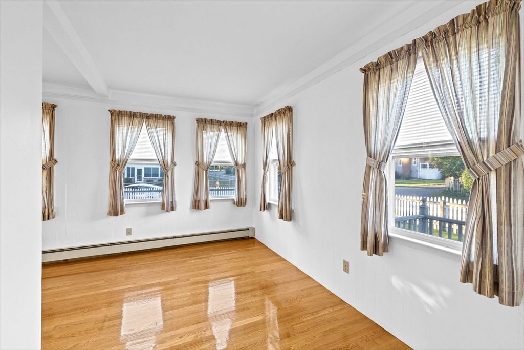 Empty room, Interior, Water, Wood Texture Flooring