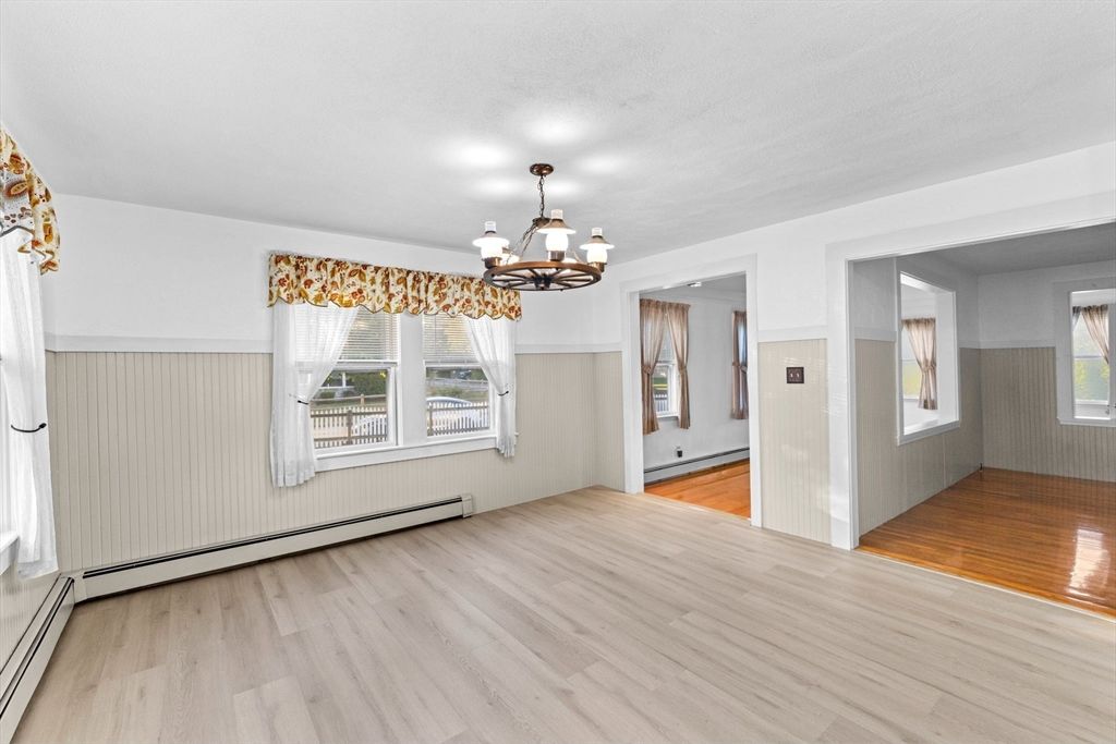 Chandelier, Empty room, Interior, Wood Texture Flooring
