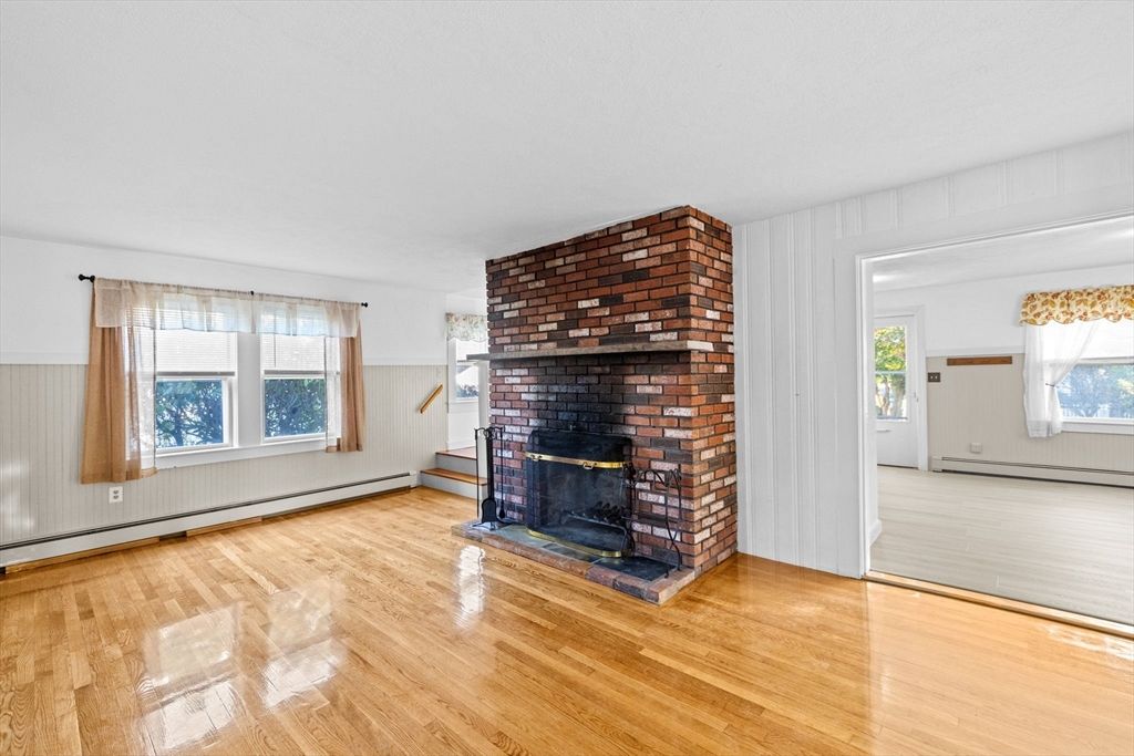 Empty room, Fireplace, Interior, Wood Texture Flooring