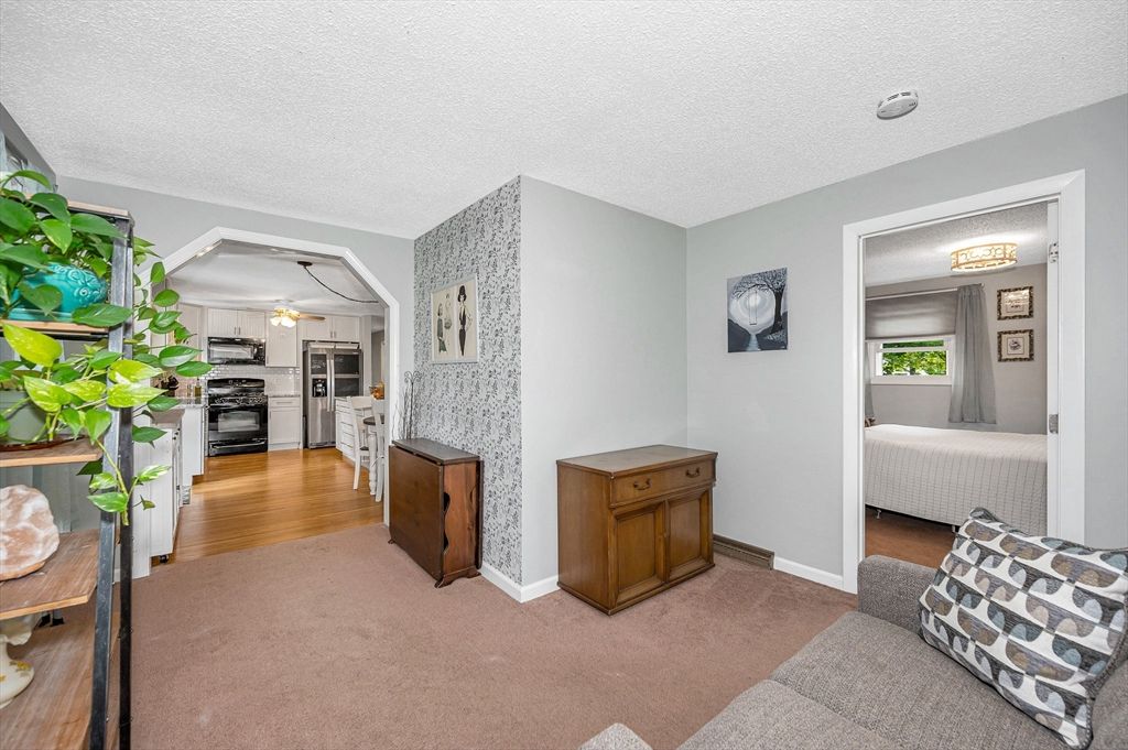 Bedroom, Interior, Kitchen, Stainless Steel Appliances, Wood Texture Flooring