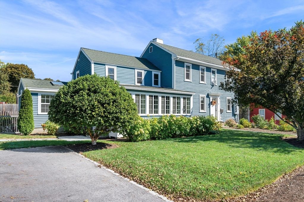 Exterior, Facade, Georgian