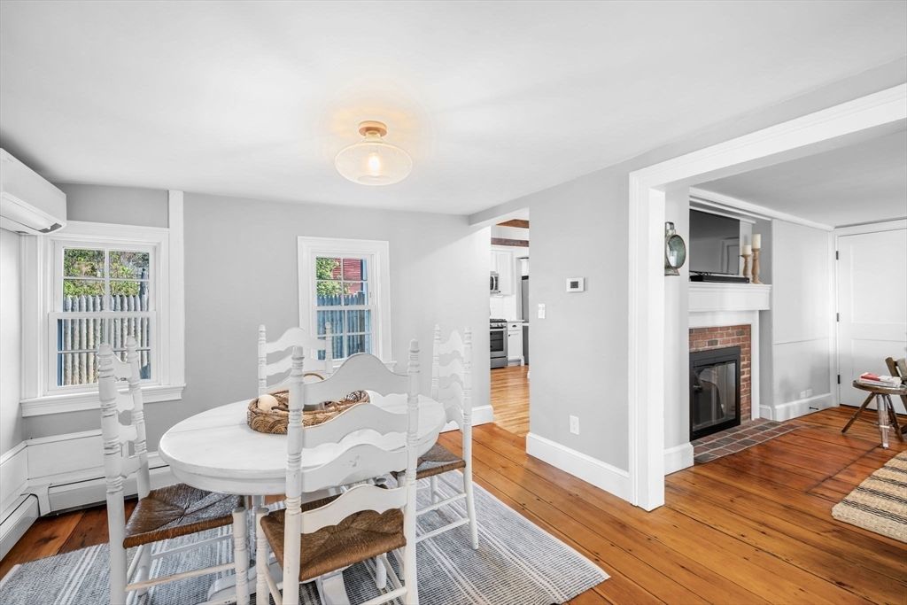Dining room, Fireplace, Interior, Wood Texture Flooring
