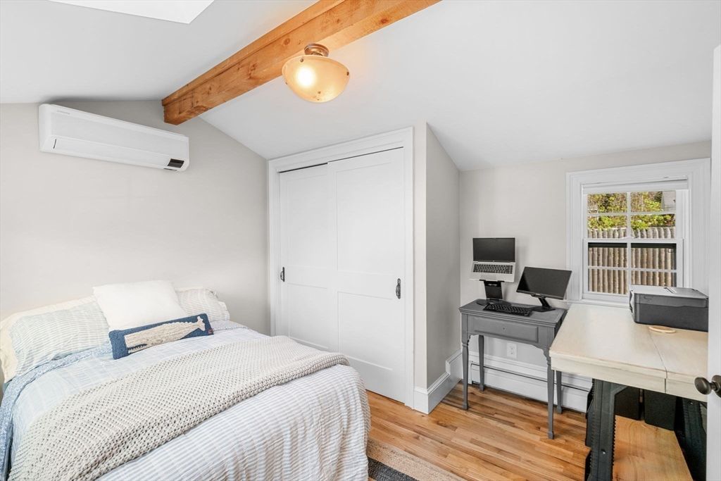 Bedroom, Home Office, Interior, Wooden Beams, Wood Texture Flooring