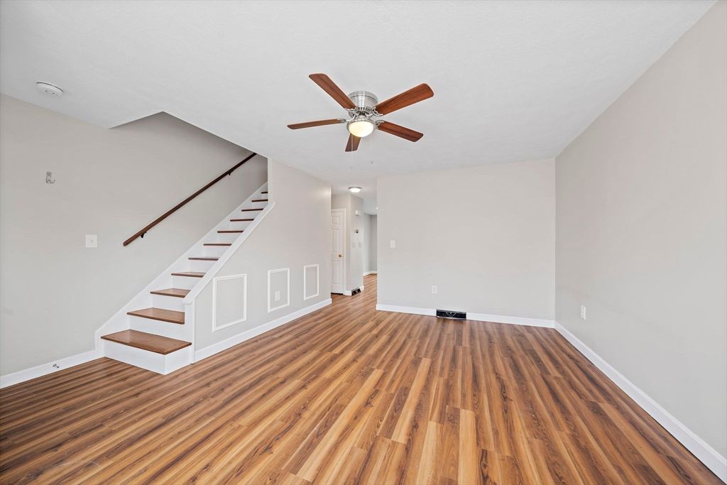 Empty room, Interior, Wood Texture Flooring