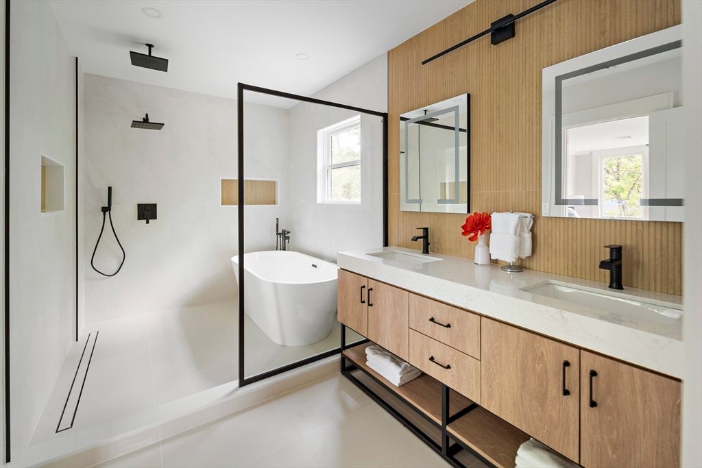 Bathroom, Dual Sink Vanities, Free Standing Baths, Glass Shower, Interior