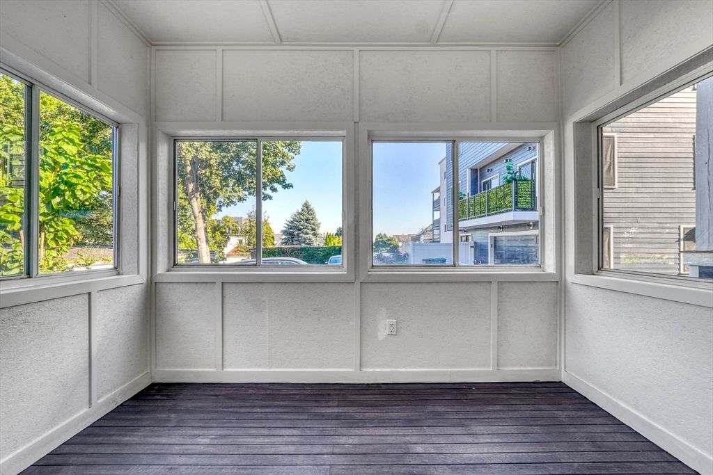 Interior, Sun Room, Wood Texture Flooring