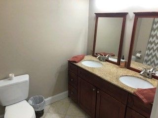 Bathroom, Dual Sink Vanities, Interior