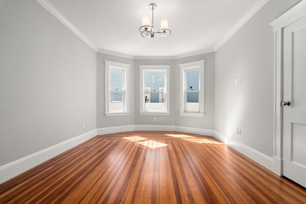 Chandelier, Empty room, Interior, Wood Texture Flooring