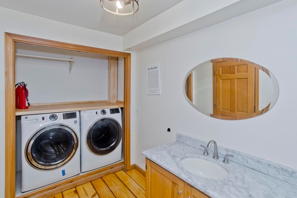 Bathroom, Interior, Washer, Wood Texture Flooring
