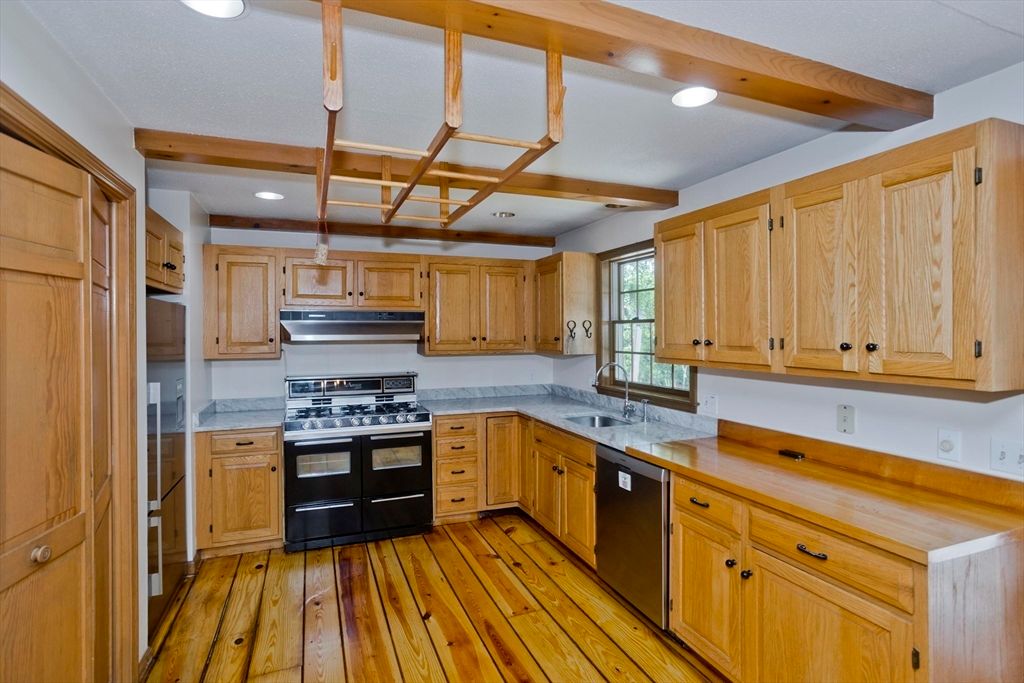 Interior, Kitchen, Recessed Lighting, Stainless Steel Appliances, Wooden Beams, Wood Texture Flooring