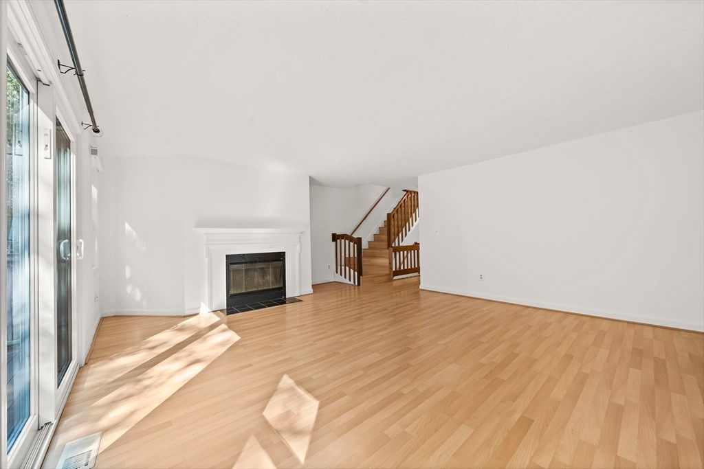 Empty room, Fireplace, Interior, Wood Texture Flooring