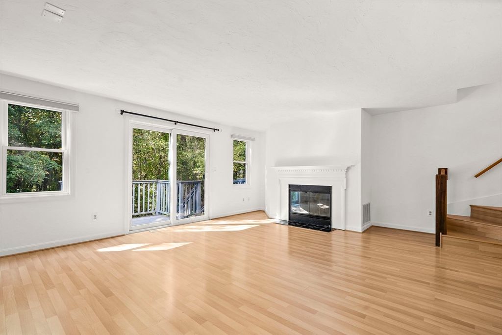 Empty room, Fireplace, Interior, Wood Texture Flooring
