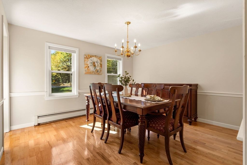 Chandelier, Dining room, Interior, Wood Texture Flooring