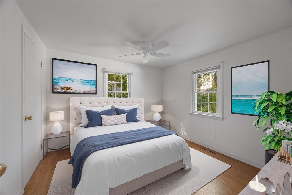 Bedroom, Interior, Water, Wood Texture Flooring