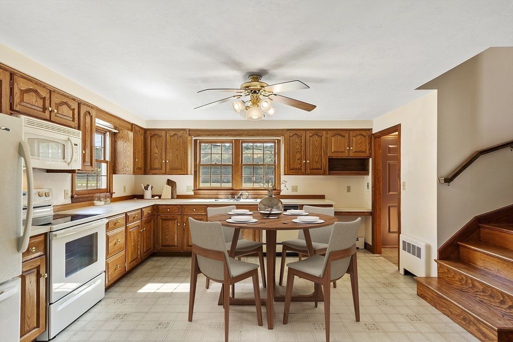 Dining room, Interior, Kitchen