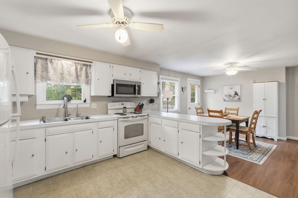 Dining room, Interior, Kitchen, Wood Texture Flooring