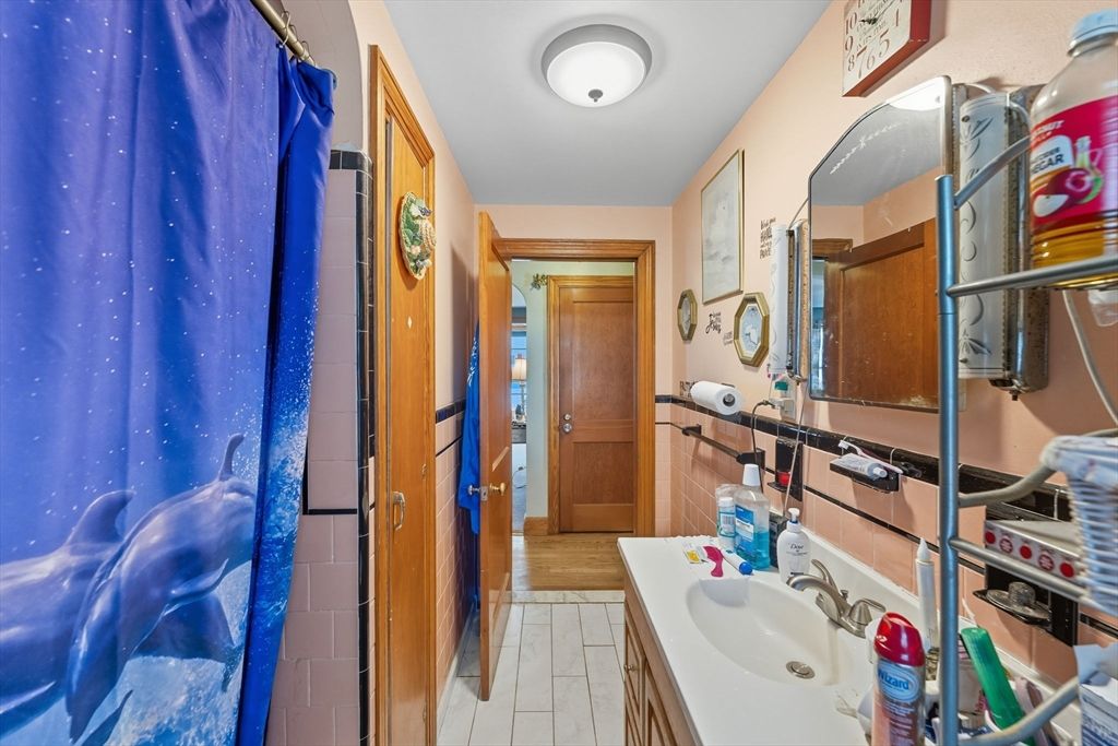 Bathroom, Interior, Wood Texture Flooring