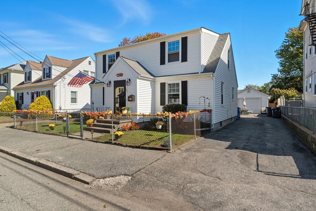 Detached Garage, Exterior, Facade, Cape Cod