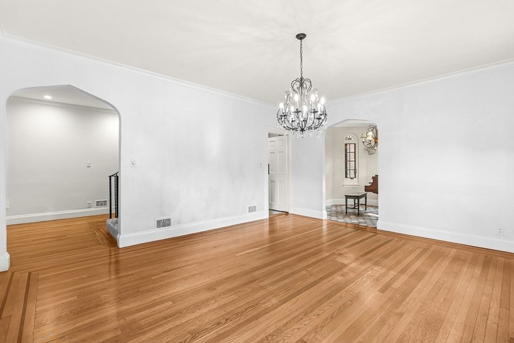 Chandelier, Empty room, Interior, Recessed Lighting, Wood Texture Flooring